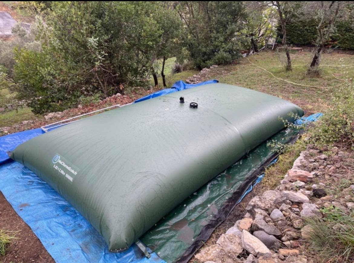 Citernes souples : une solution pratique et durable pour mieux gérer l’eau de pluie